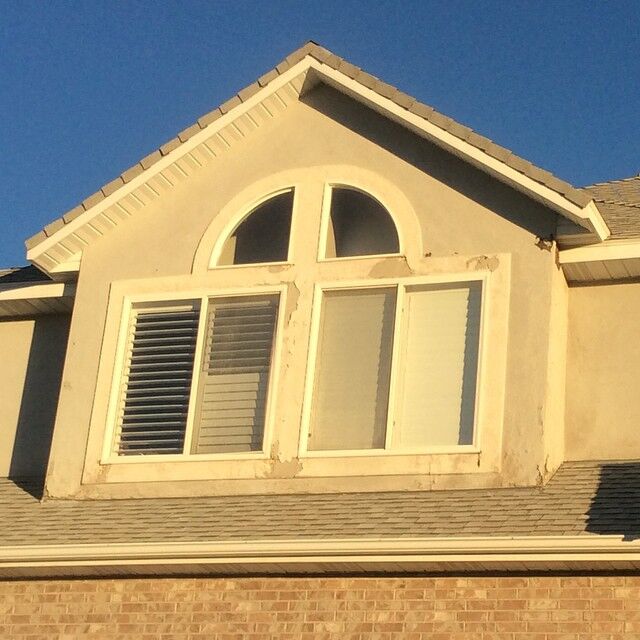 On my way to an appointment today I drove by this house.  If you look close enough you can see, in some places, the black paper that's normally behind the stucco system. #stuccorepair #dryrot #windowleaks